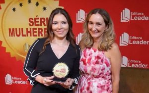 Foto premiacao mulheres na medicina vol. I