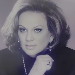 Foto Rosaly Rulli Costa