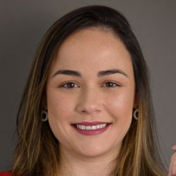 Ana Carolina Oliveira