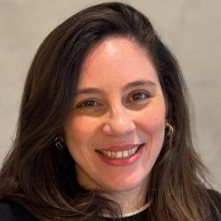 Ana Carolina Rodrigues Teixeira