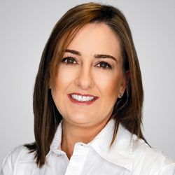 Cláudia Fernanda Iten